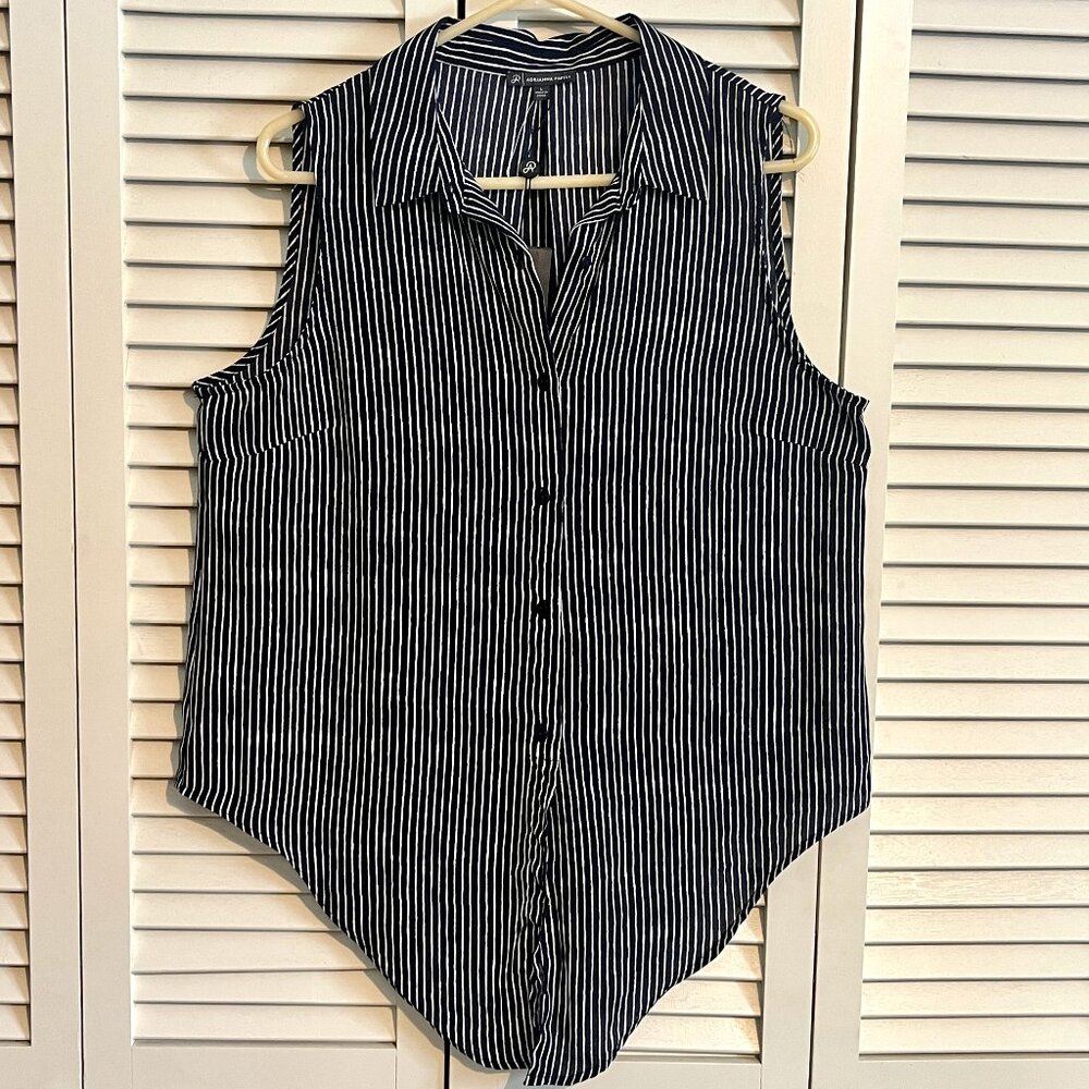 Adrianna Papell Sleeveless Tie Button Down Blouse * Size L * Navy/W Stripe * NWT